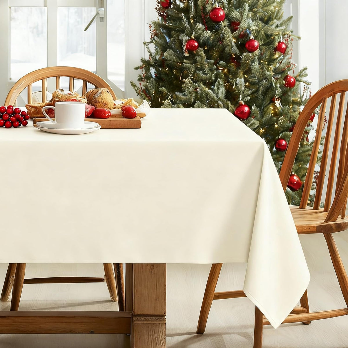 DWCN Rectangle Tablecloth - 60 x 84 Inch - Waterproof Stain and Wrinkle Resistant Washable Table Cloth, Decorative Fabric Table Cover for Kitchen Dining Room Party and Outdoor Use, Black