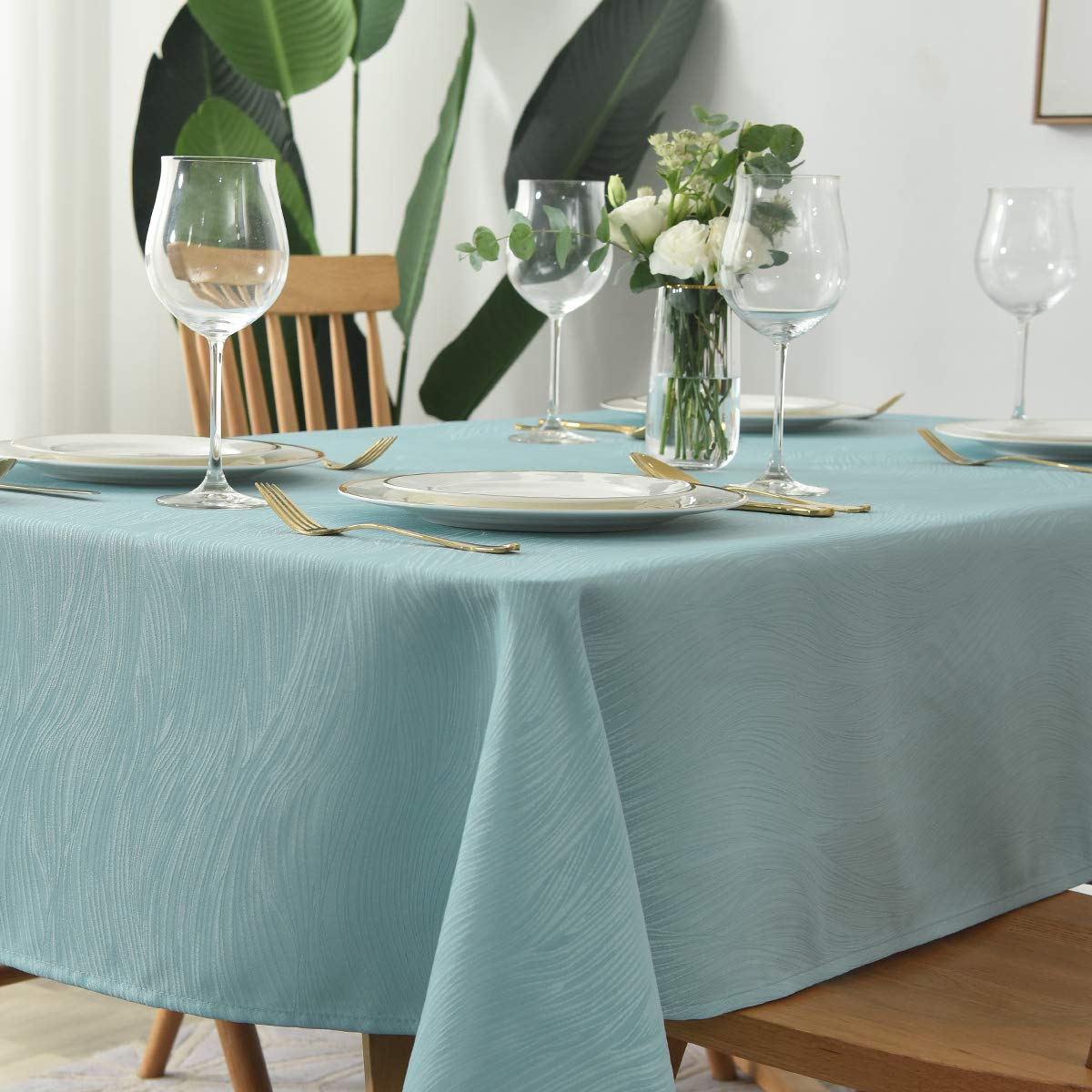 maxmill Jacquard Table Cloth Swirl Pattern Spillproof Wrinkle Resistant Heavy Weight Soft Tablecloth for Kitchen Dinning Tabletop Decoration Outdoor Picnic Rectangle 52 x 70 Inch Navy Blue
