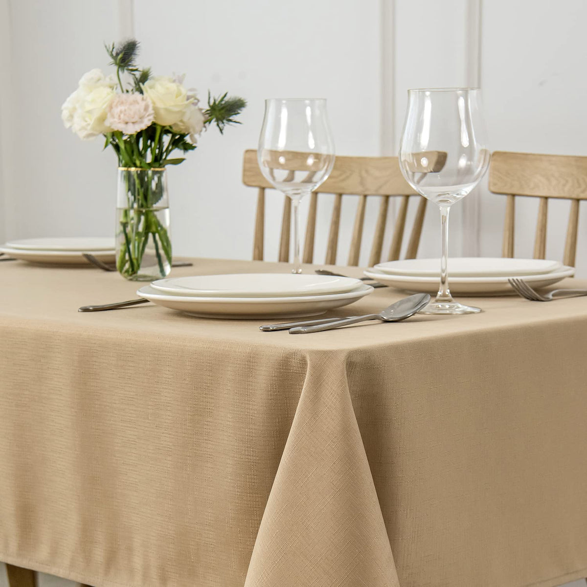 maxmill Rectangle Slubby Textured Tablecloth Waterproof Spillproof Wrinkle Free Table Cloth, Kitchen Dining Tabletop Decoration, Fabric Table Cover for Holiday Dinner Parties, 52 x 70 Inch, Beige