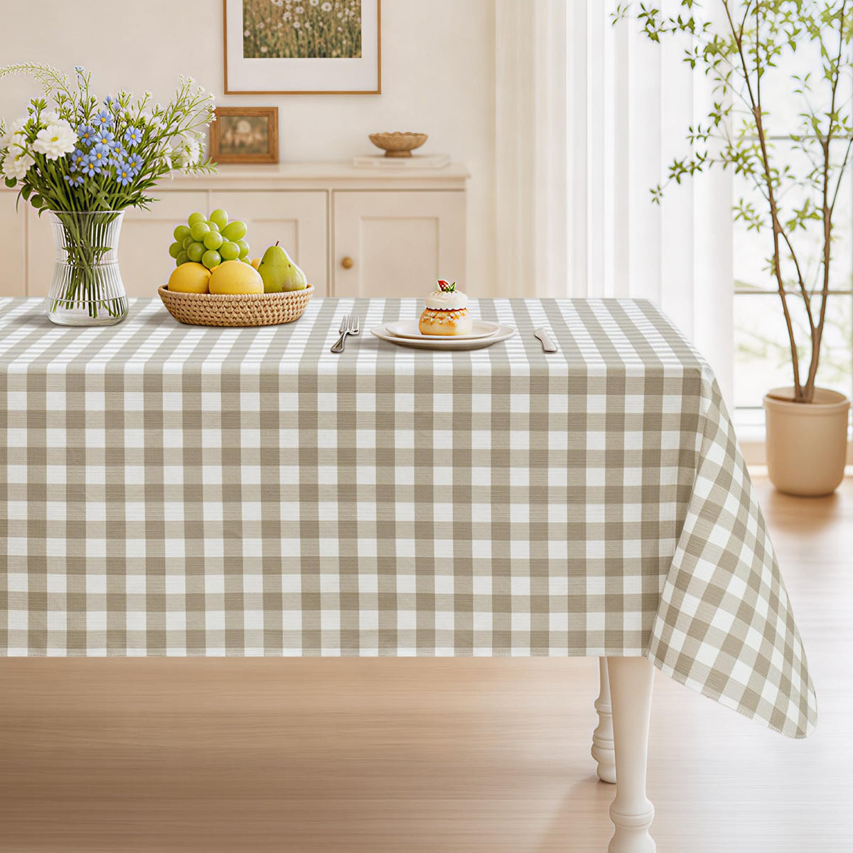 Seenus Khaki Gingham Cottage Vinyl Round Tablecloth with Flannel Backing, Waterproof Checkered Table Cloth Wipeable for Farmhouse Kitchen Patio Garden, 60 Inch Circular (Fits 30-48" Tables)