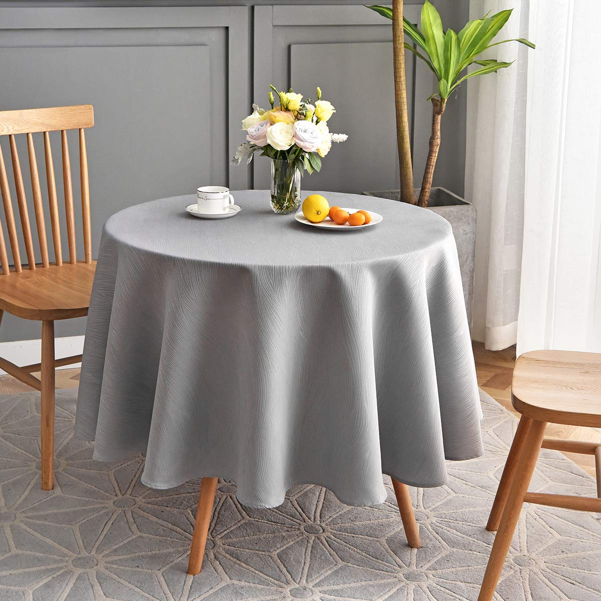 maxmill Jacquard Table Cloth Swirl Pattern Spillproof Wrinkle Resistant Heavy Weight Soft Tablecloth for Kitchen Dinning Tabletop Decoration Outdoor Picnic Rectangle 52 x 70 Inch Navy Blue