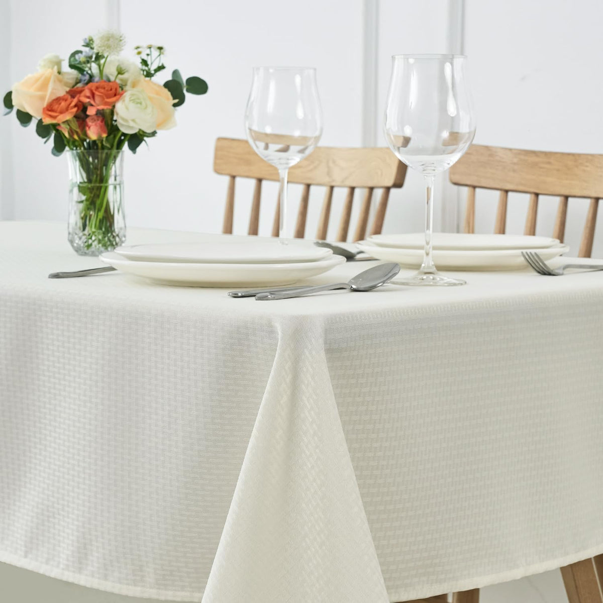 maxmill Rectangle Tablecloth Weaved Pattern Waterproof Spillproof Wrinkle Free Table Cloth, Kitchen Dining Tabletop Decoration, Fabric Table Cover for Holiday Parties, 52 x 70 Inch, Sage Green