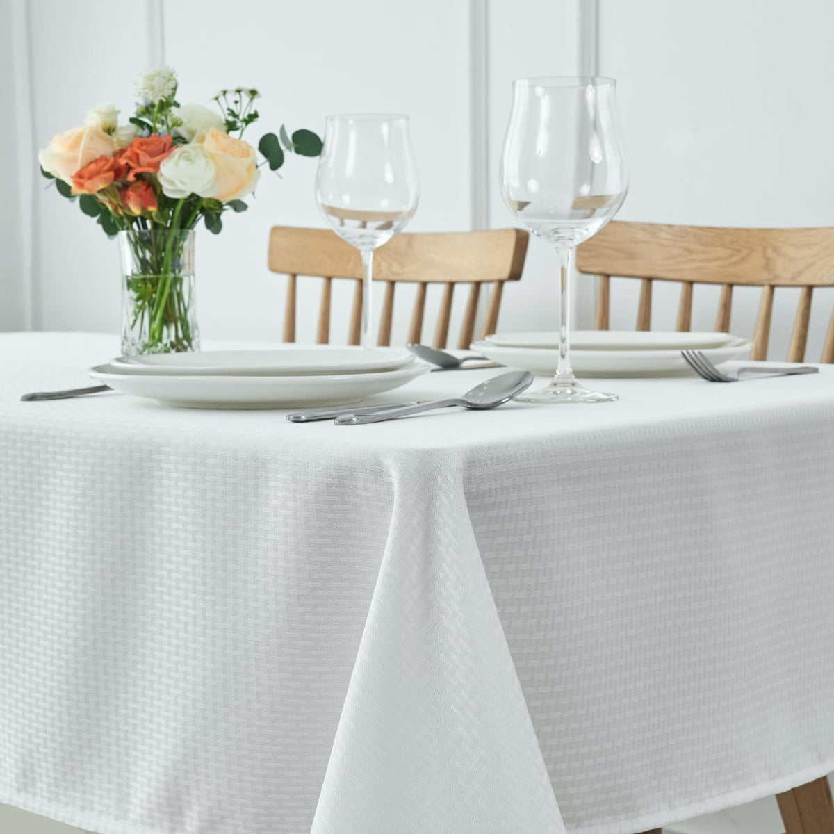 maxmill Rectangle Tablecloth Weaved Pattern Waterproof Spillproof Wrinkle Free Table Cloth, Kitchen Dining Tabletop Decoration, Fabric Table Cover for Holiday Parties, 52 x 70 Inch, Sage Green