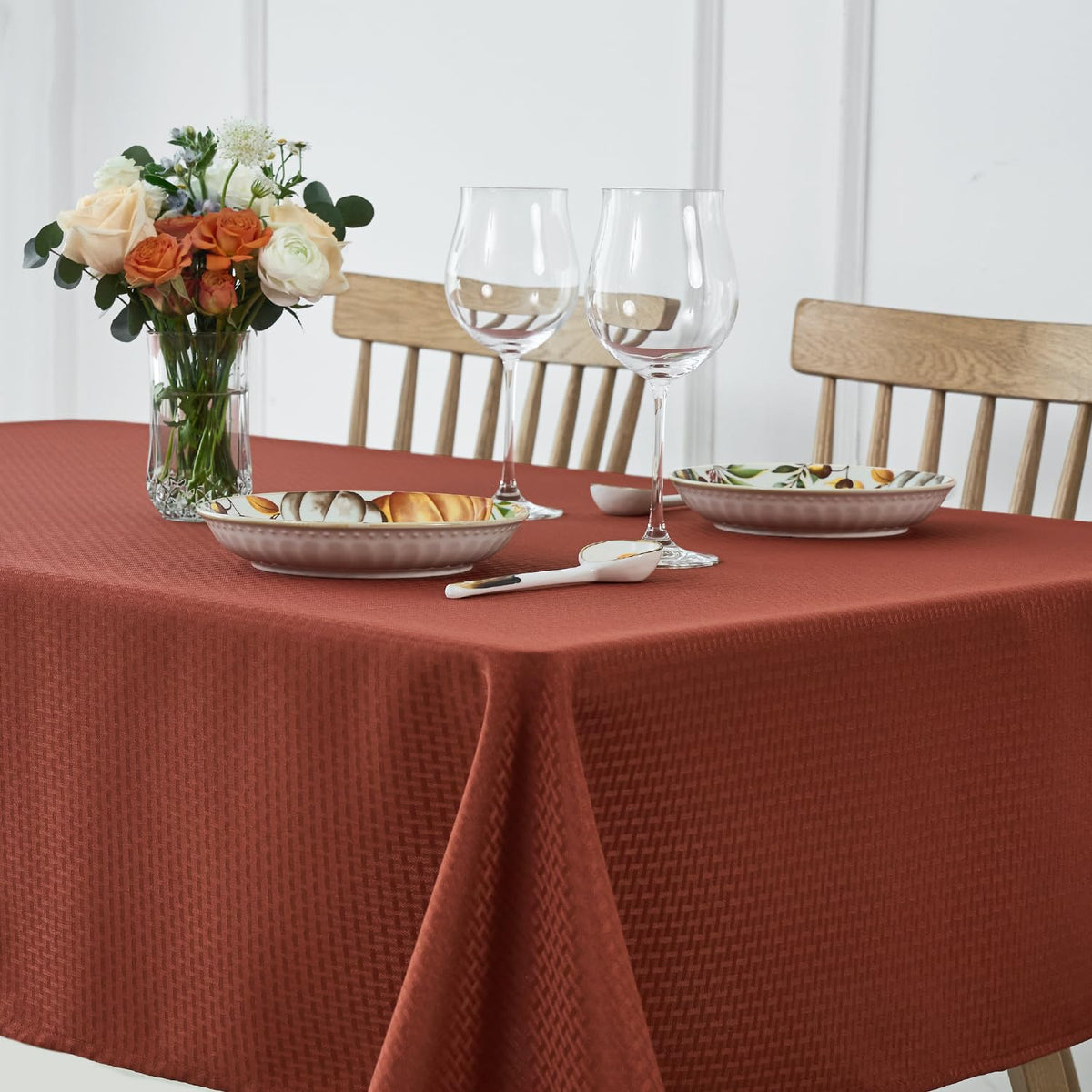 maxmill Rectangle Tablecloth Weaved Pattern Waterproof Spillproof Wrinkle Free Table Cloth, Kitchen Dining Tabletop Decoration, Fabric Table Cover for Holiday Parties, 52 x 70 Inch, Sage Green