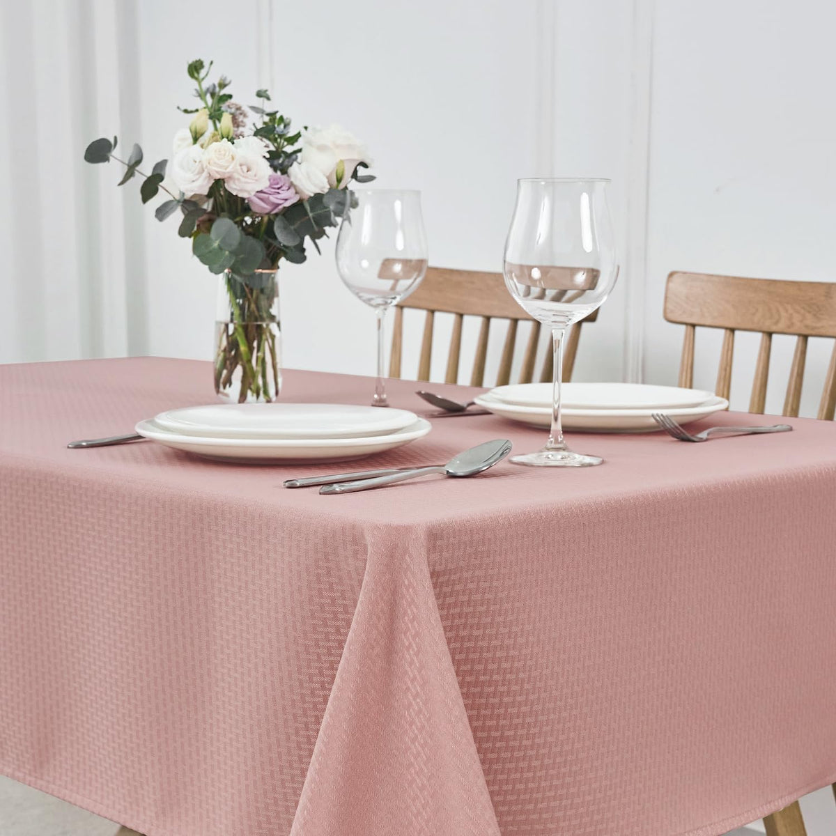 maxmill Rectangle Tablecloth Weaved Pattern Waterproof Spillproof Wrinkle Free Table Cloth, Kitchen Dining Tabletop Decoration, Fabric Table Cover for Holiday Parties, 52 x 70 Inch, Sage Green
