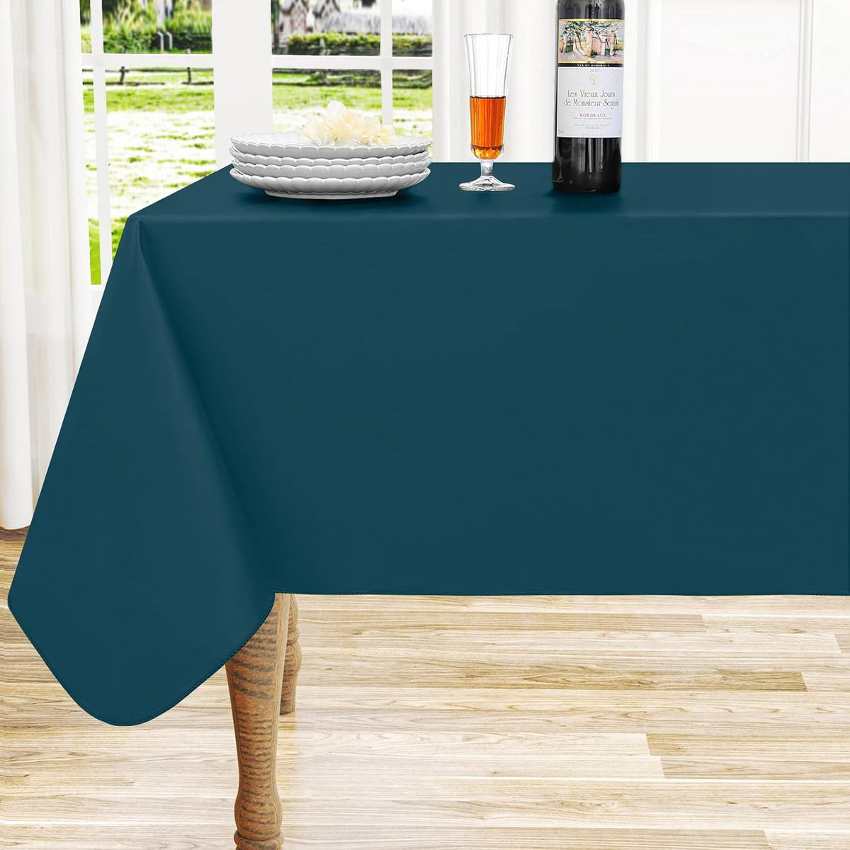 homing Rectangle Black Vinyl Waterproof Tablecloth with Flannel Backed