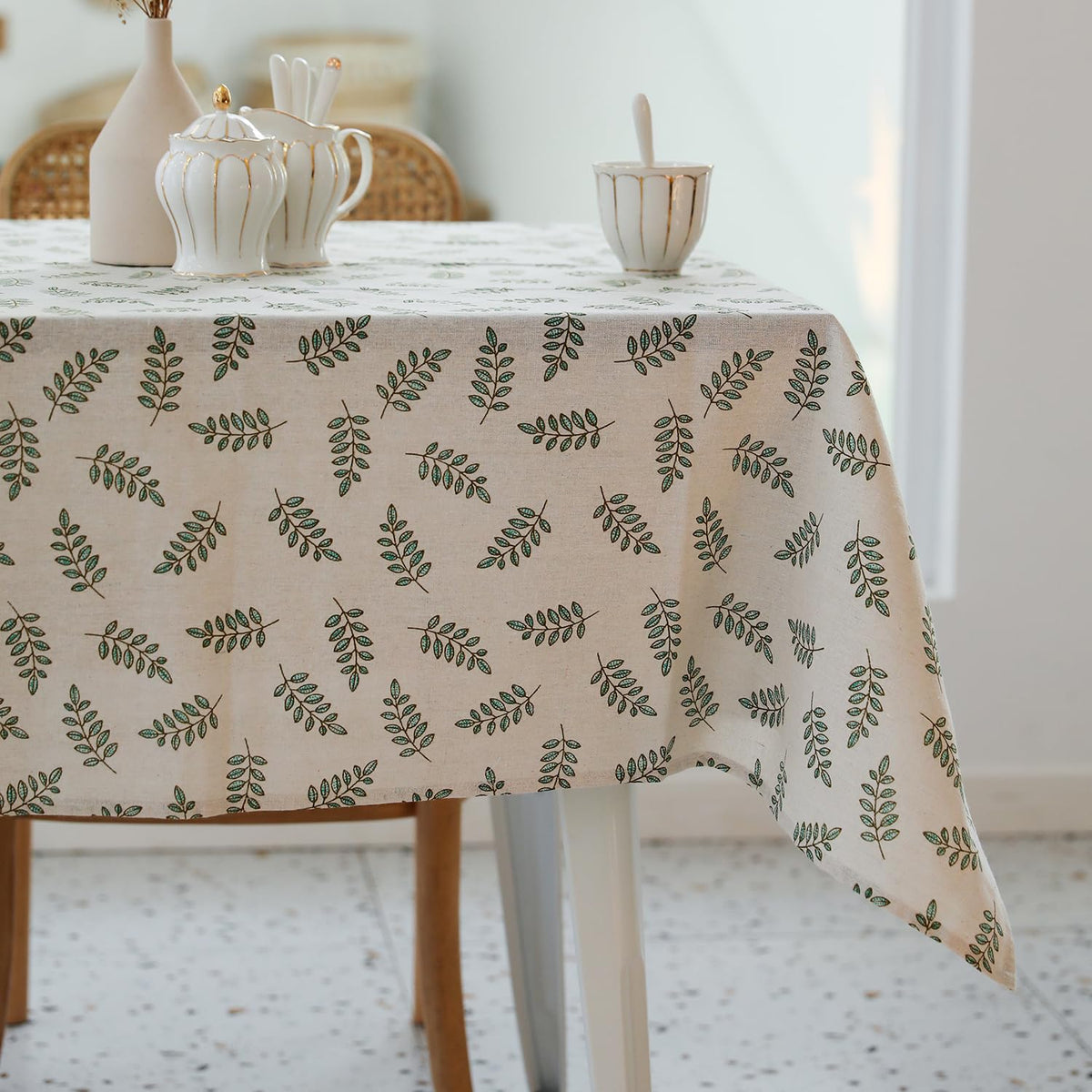 YiHomer Pastoral Rectangle Table Cloth 100% Polyester Fabric 52 x 70 Inch