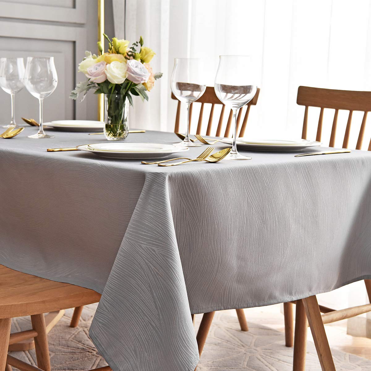 maxmill Jacquard Table Cloth Swirl Pattern Spillproof Wrinkle Resistant Heavy Weight Soft Tablecloth for Kitchen Dinning Tabletop Decoration Outdoor Picnic Rectangle 52 x 70 Inch Navy Blue