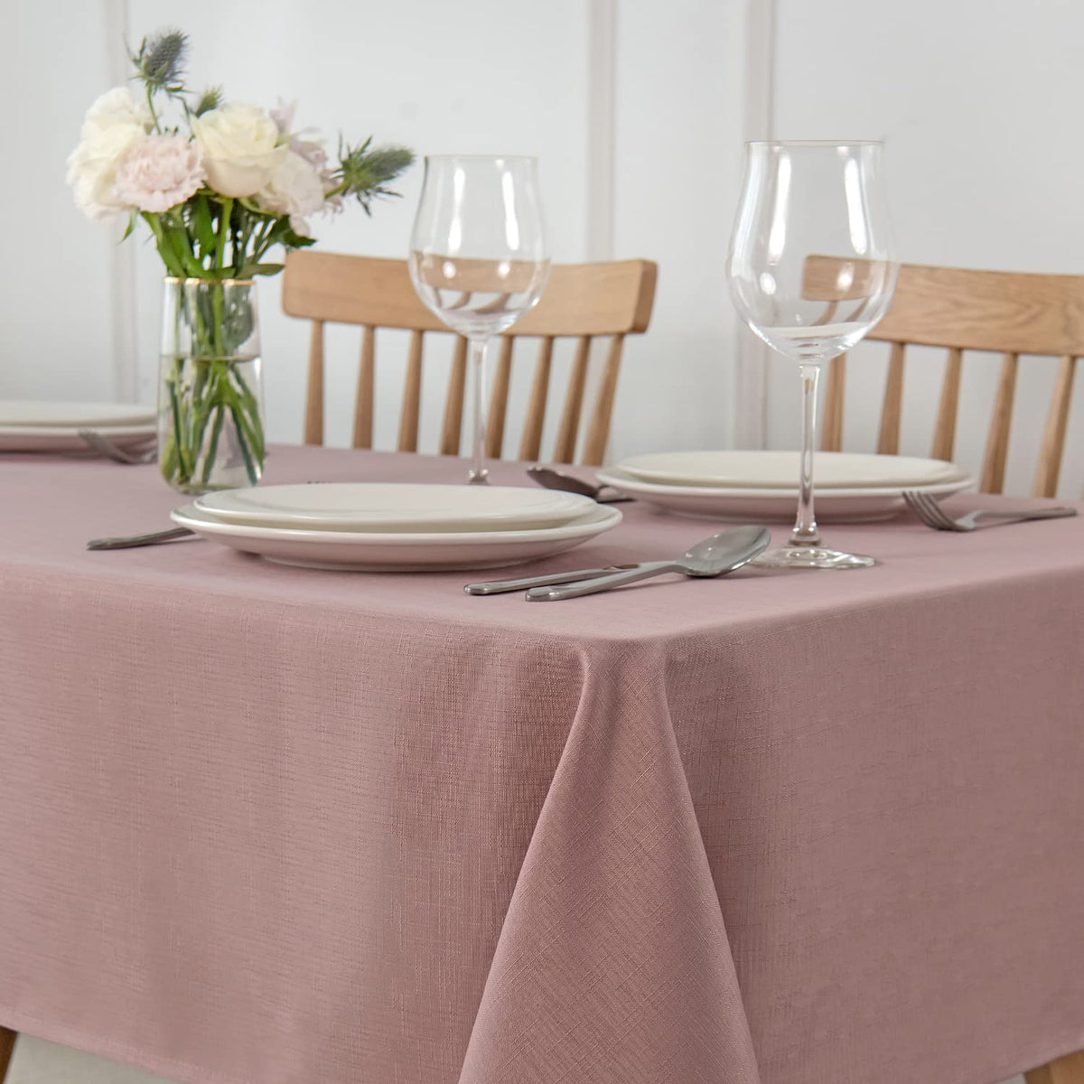 maxmill Rectangle Slubby Textured Tablecloth Waterproof Spillproof Wrinkle Free Table Cloth, Kitchen Dining Tabletop Decoration, Fabric Table Cover for Holiday Dinner Parties, 52 x 70 Inch, Beige