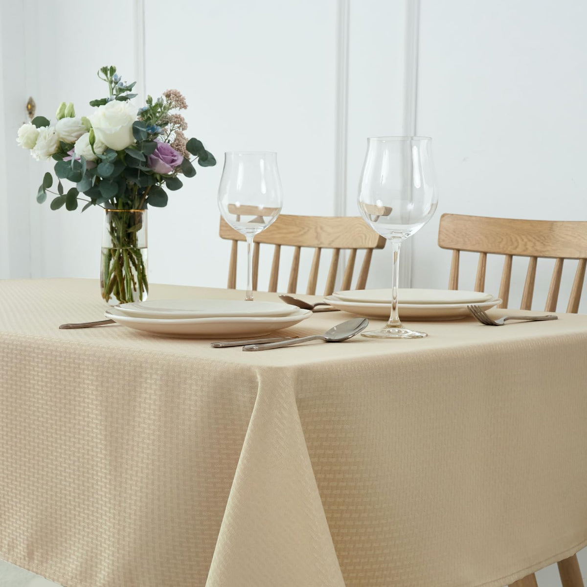 maxmill Rectangle Tablecloth Weaved Pattern Waterproof Spillproof Wrinkle Free Table Cloth, Kitchen Dining Tabletop Decoration, Fabric Table Cover for Holiday Parties, 52 x 70 Inch, Sage Green
