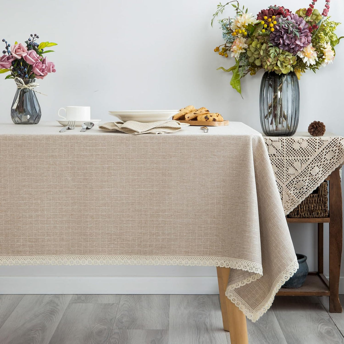 GLORY SEASON Textured Tablecloth Linen-Look Rustic Burlap Style Washable Solid Heavy Weight Lace Trim Rectangle Fabric Table Cloth,Table Cover for Kitchen Dinning Tabletop Decoration 55x70 in Beige