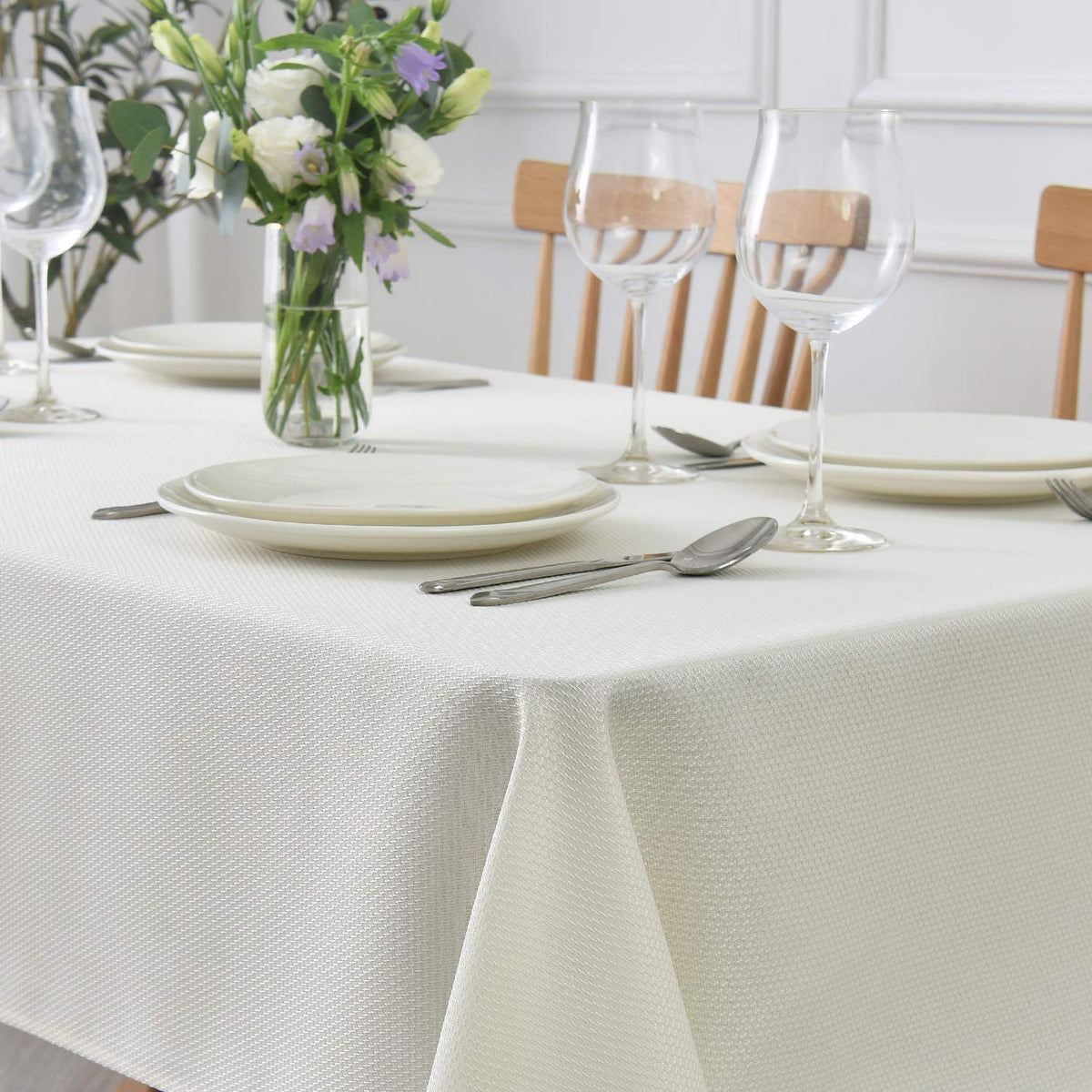 maxmill Rectangle Textured Tablecloth Waterproof Spillproof Wrinkle Free Table Cloth, Kitchen Dining Tabletop Decoration, Fabric Table Cover for Outdoor and Indoor Use, 52 x 70 Inch, Beige
