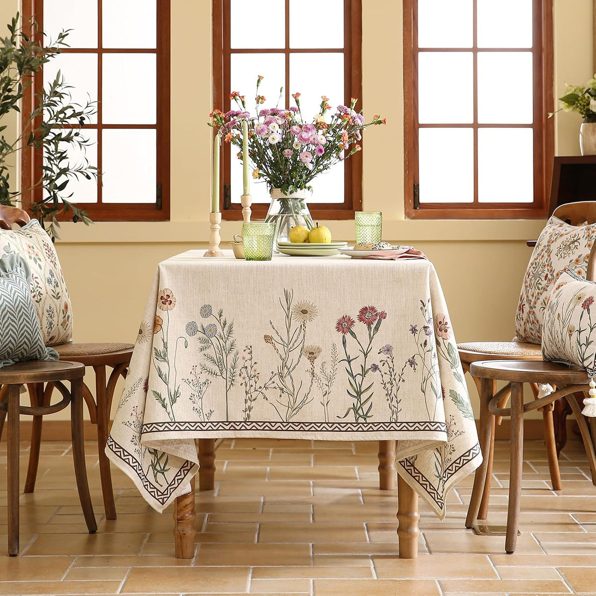 ISAENNE Designer Vintage Small Square Floral Tablecloth,55"x55"
