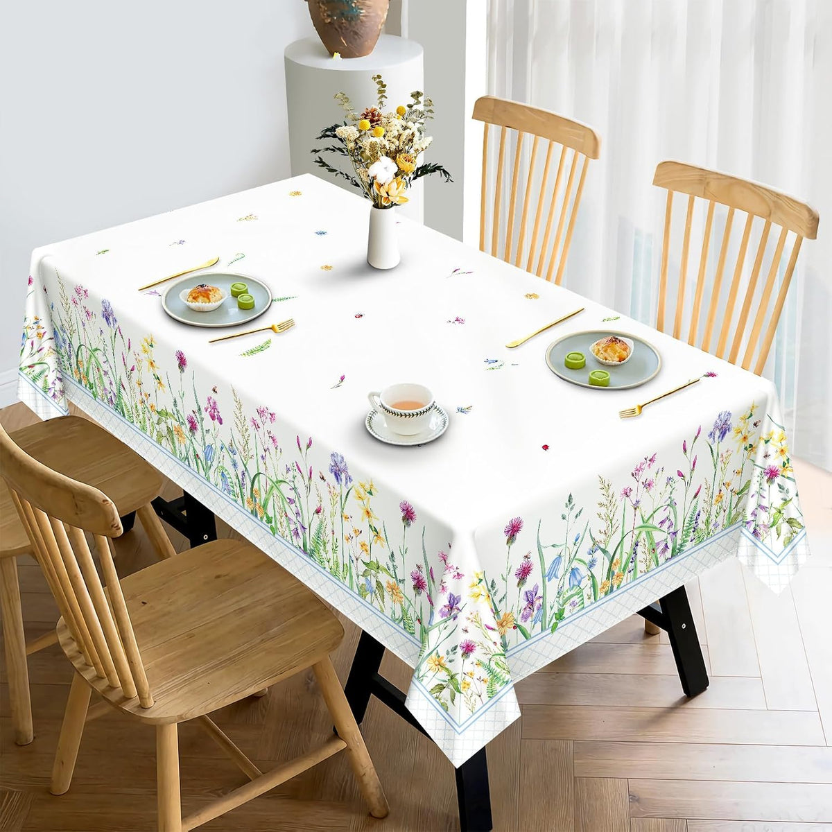 Wildflower Grass Tablecloth 60 x 84 Inch Rectangular, Floral Print
