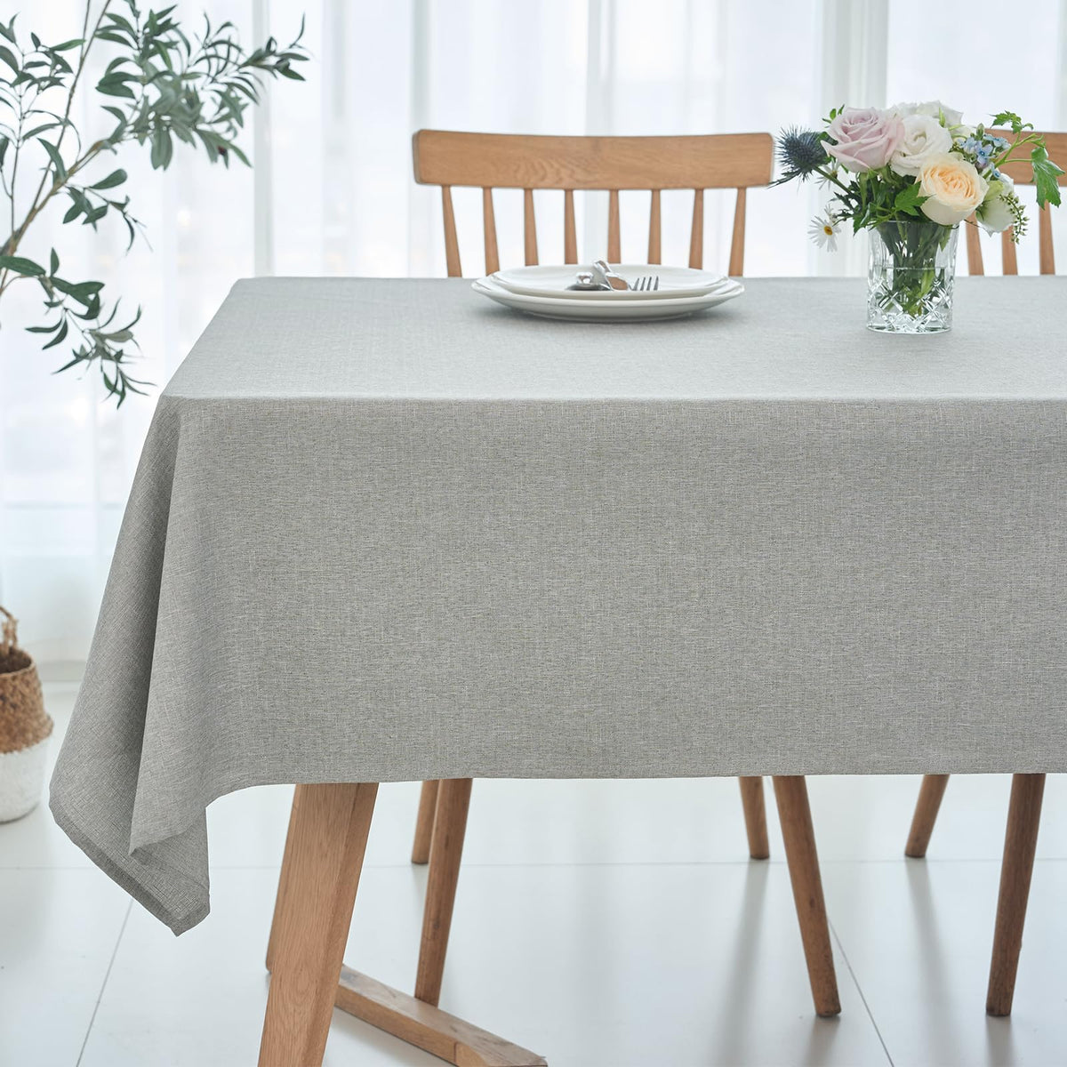 maxmill Rectangle Linen Textured Tablecloth Waterproof Spillproof Wrinkle Free Washable Fabric Table Cloth Kitchen Dining Tabletop Decoration Table Cover for Holiday Dinner Party, 52 x 70 Inch, Linen