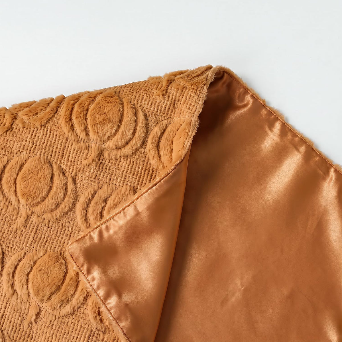 Artoid Mode Caramel Soft Faux Fur Pumpkins Fall Table Runner 13x90 Inch