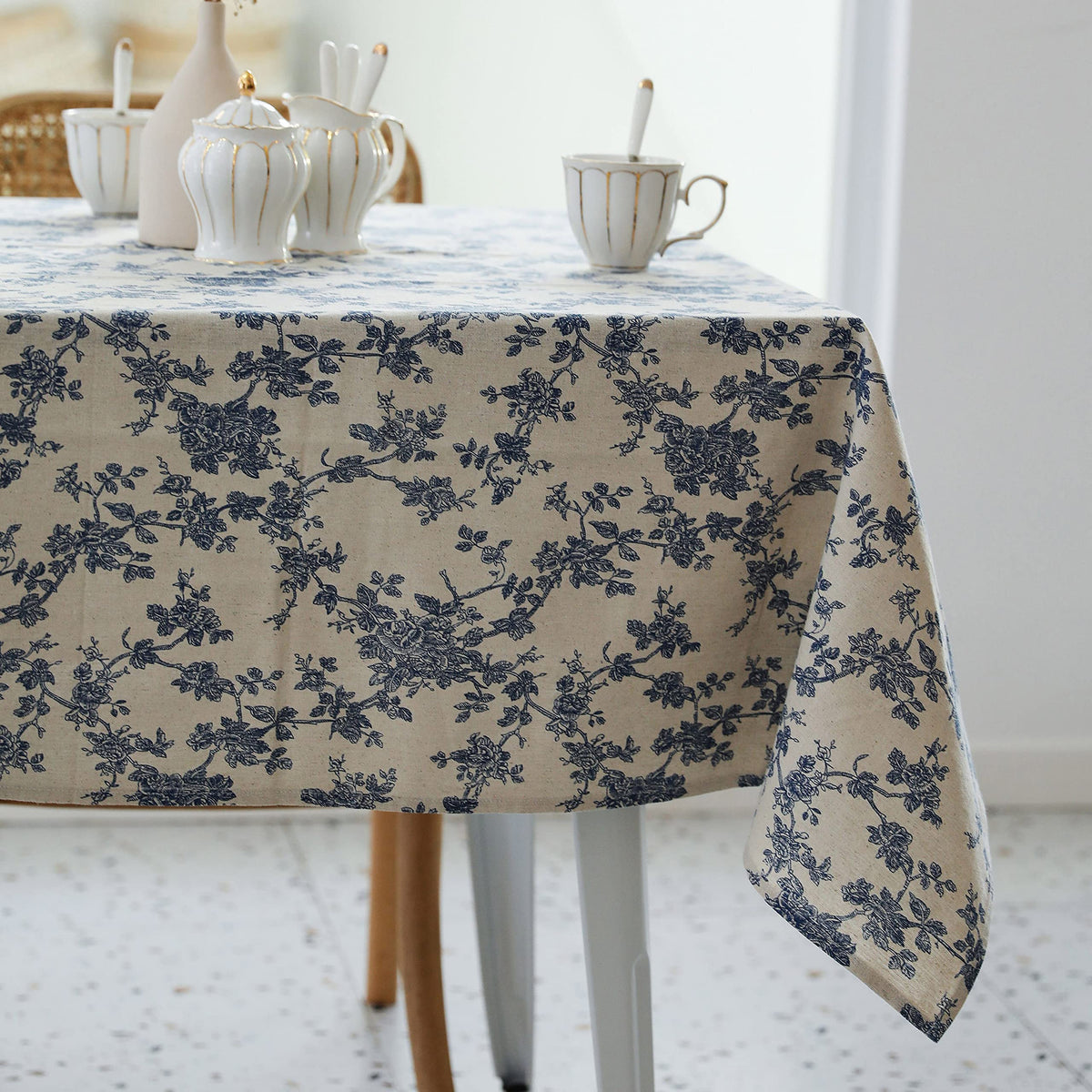 YiHomer Pastoral Rectangle Table Cloth 100% Polyester Fabric 52 x 70 Inch